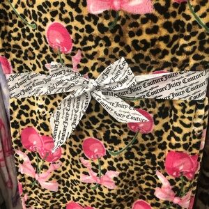 🍒🖤 Juicy Couture Cherry and Leopard Print Throw - oversized